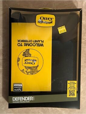 OtterBox Defender Series Rugged Tablet Case in Black